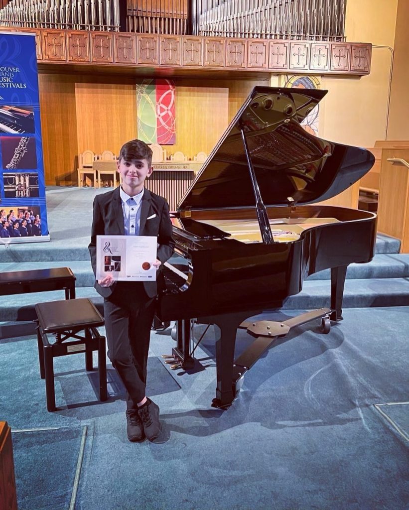 WINNER OF KIWANIS MUSIC COMPETITION, VANCOUVER